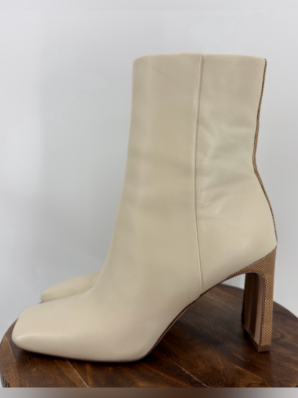 Sam Edelman Anika Cream Leather Square Toe Heeled Ankle Boots 7.5